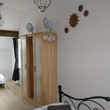 Le Petit Soleil Apartment